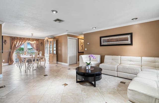 8605 SW 133rd Pl - 8605 Southwest 133rd Place, Kendale Lakes, FL 33183