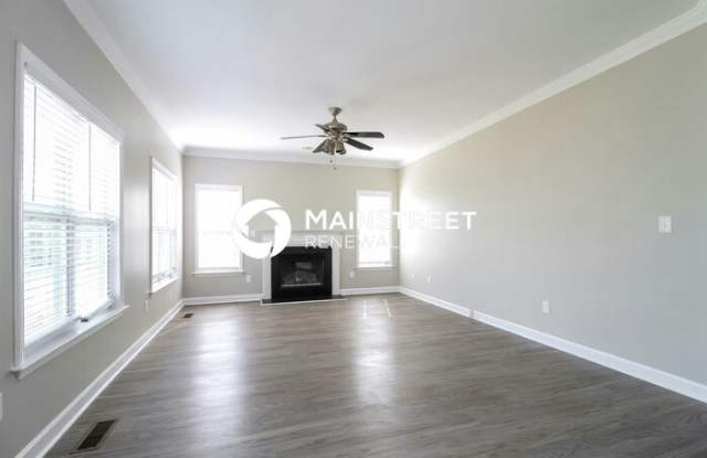 4300 Southern Oak Drive Gallery 4