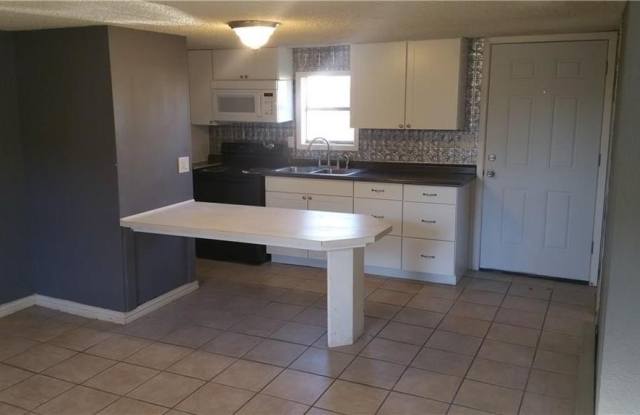 626 E North 15th Street - 626 East North 15th Street, Abilene, TX 79601