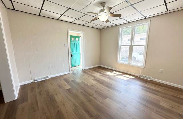 1 Bedroom with Bonus Room in Lebanon! photos photos