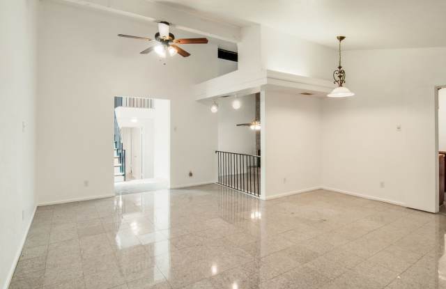 9023 Pinewood Drive Gallery 3