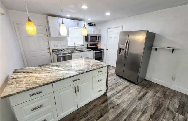 5201 Glenlivet Rd lot: 13 Gallery 2