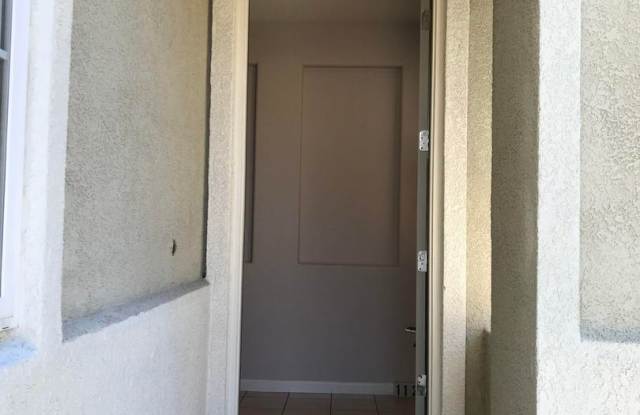 1122 Hillery Way Gallery 3