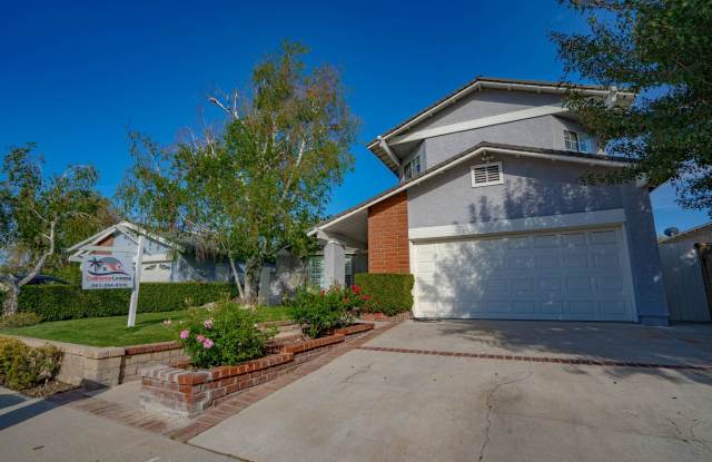 Valencia 4 Bedroom Home for Rent. photos photos