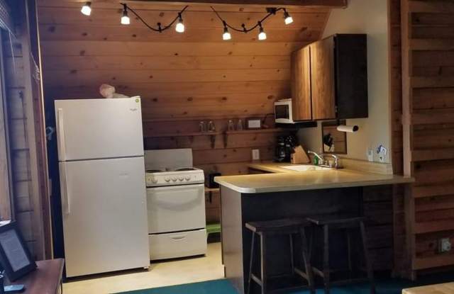 Furnished 2 bedroom with lake access-Avail Mid Sept. Gallery 4