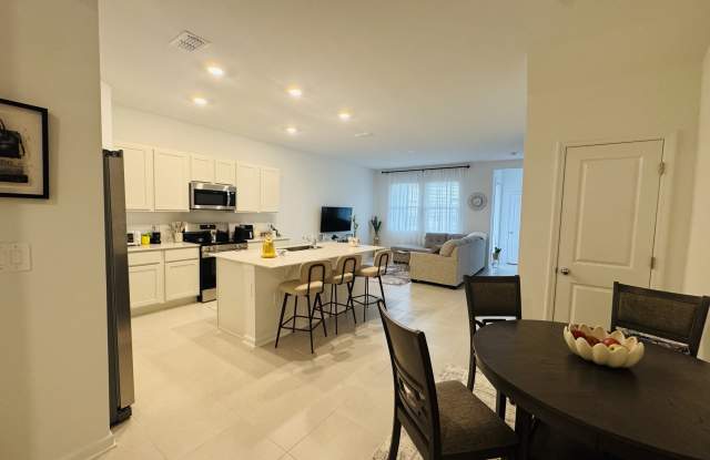 376 Sol Vista Drive - 1 Gallery 2