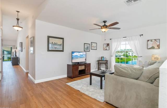 886 Tanbark DR Gallery 4