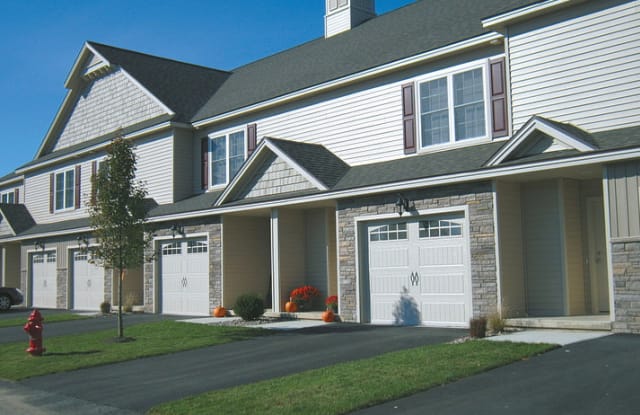 66 Springwood Meadows Drive - 66 Springwood Meadows Drive, Saratoga County, NY 12020