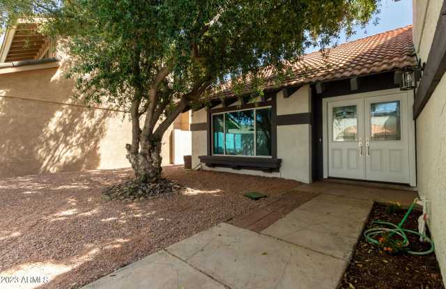 1337 E NORTHSHORE Drive photos photos
