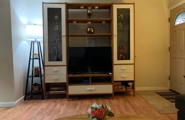 651 Hillside Dr - Gallery 3