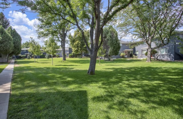 Trace Townhomes photos photos