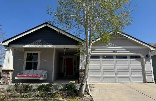 Beautiful 5 Bed 3 Bath in NE Fort Collins! photos photos
