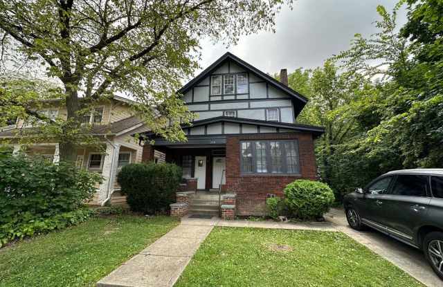 E Lane Ave 259 CR - 259 East Lane Avenue, Columbus, OH 43201