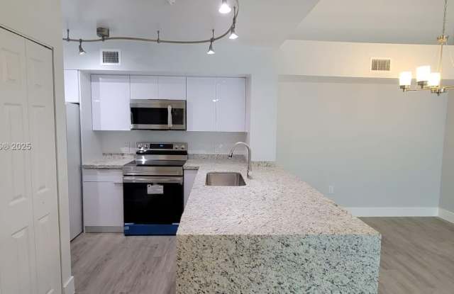 677 SW 111th Ave photos photos