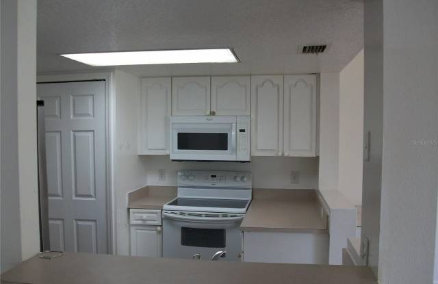 511 COCONUT PALM Way Gallery 4