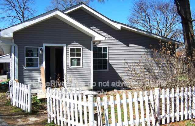 312 Woodrow Ave photos photos