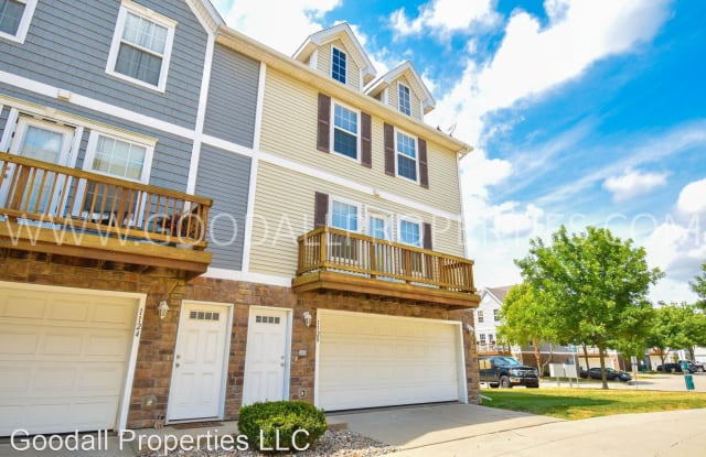 1128 Flagstone Ln - 1128 Flagstone Lane, Pleasant Hill, IA 50327