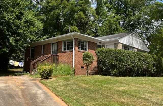 5125 Valley Stream Rd Gallery 1