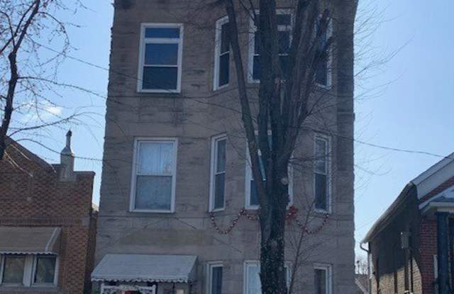 2239 W 23rd Place unit: 3 photos photos