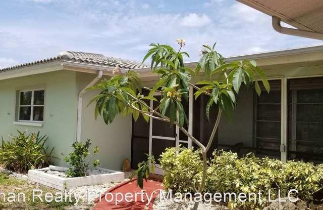 5235 Tamiami Ct - 5235 Tamiami Court, Cape Coral, FL 33904