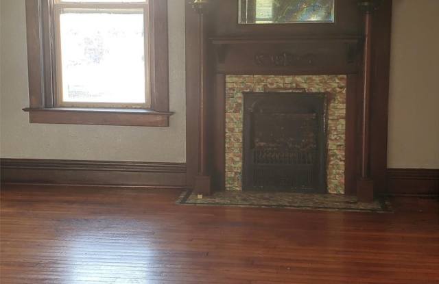 3521 Saint John Avenue Gallery 4