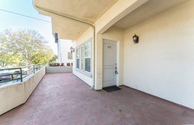 719 E Providencia Avenue Gallery 2