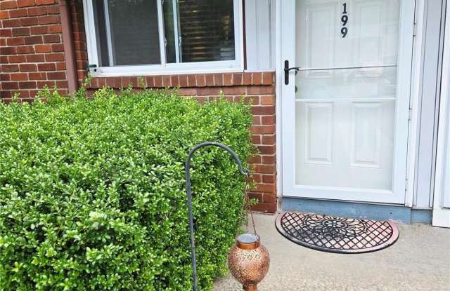 199 Pointe Circle N unit: 199 photos photos 199 Pointe Circle N unit: 199 photos photos