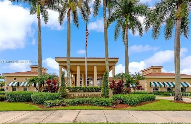 2020 SE 5th Pl - 2020 Southeast 5th Place, Homestead, FL 33033