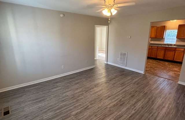 4237 Holston Dr Gallery 3