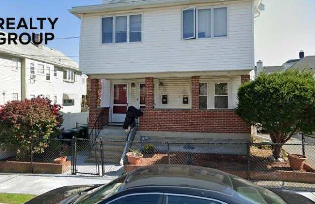 9 Francis Street - 9 Francis Street, Watertown Town, MA 02472