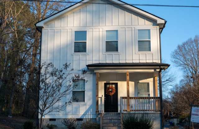 Brand-New 3BR/3BA Corner-Lot Home in Downtown Durham – $2,000 photos photos