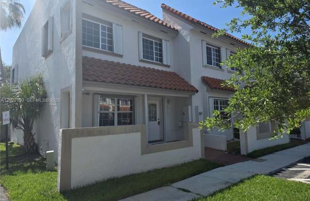 9521 NW 42nd St photos photos