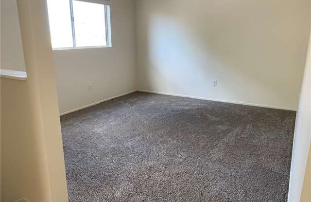 7741 Newman Avenue Gallery 3