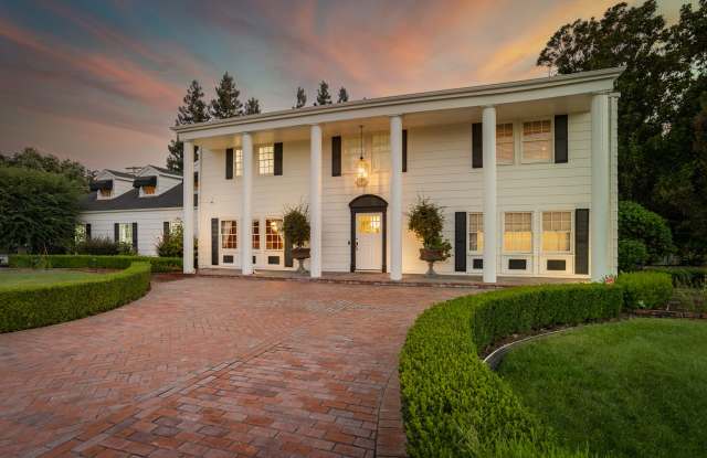 Stately and Iconic Modesto Colonial for Lease - 2837 Scenic Bend, Modesto, CA 95355