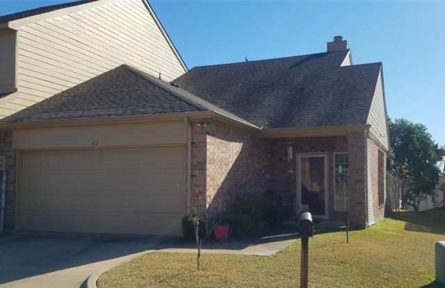 812 Saint Andrews Court - 812 Saint Andrew's Court, Garland, TX 75043