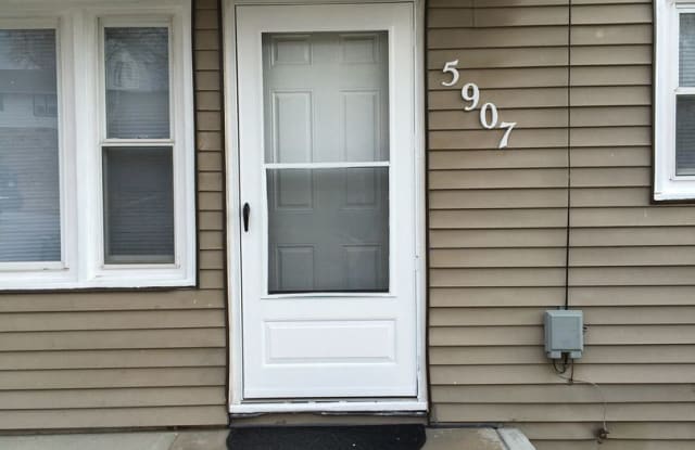 5907 Jackson Avenue - 5907 Jackson Avenue, Kansas City, MO 64130