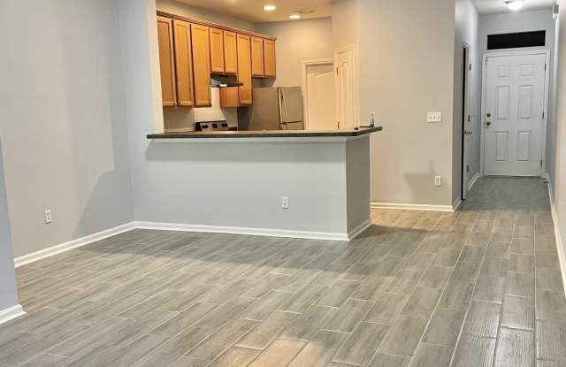 12271 BLACK WALNUT Court Gallery 3
