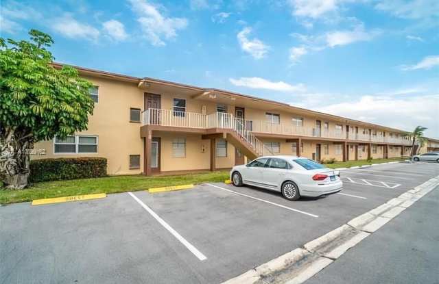 7305 NW 5th Ct photos photos