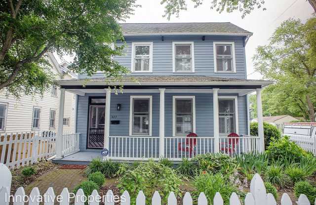 527 Burnside Street Gallery 2