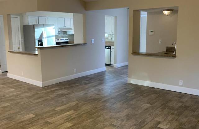 8246 PEPPERWOOD DR Gallery 3
