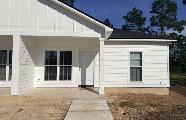 Beautiful Brand New 2 Bed, 2 Bath Home in Nashville, GA Gallery 2