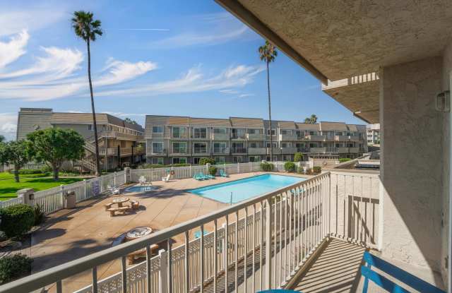 333 E Surfside Dr Gallery 2
