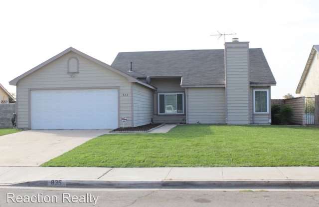 835 W. Grovewood St. - 835 West Grovewood Street, Rialto, CA 92316