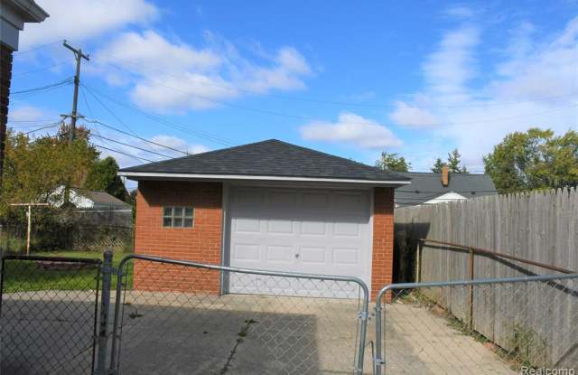 5830 Elizabeth Court Gallery 3