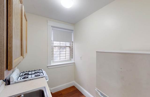 Studio Now Available photos photos