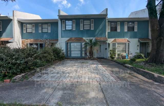 3417 W Kirby St photos photos