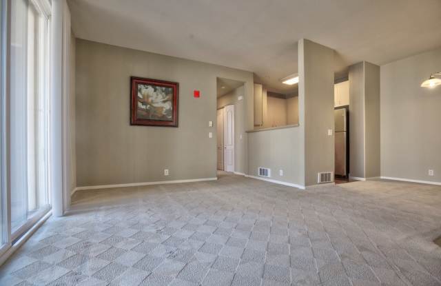 Beautiful 1Bedroom Condo Walking Distance to BART! Gallery 2