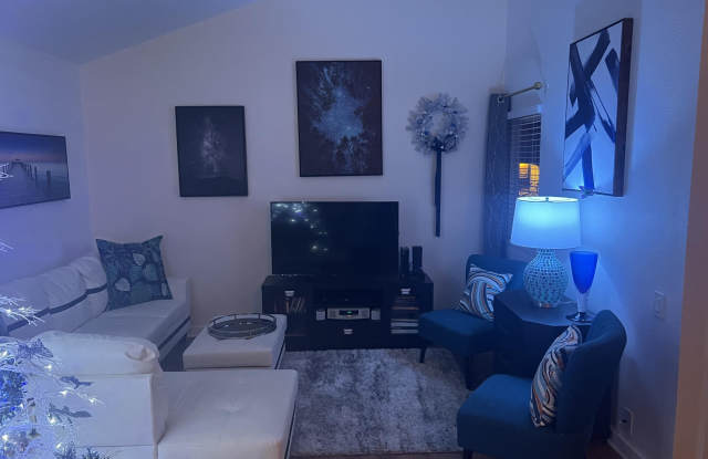 1478 S Camino Real photos photos