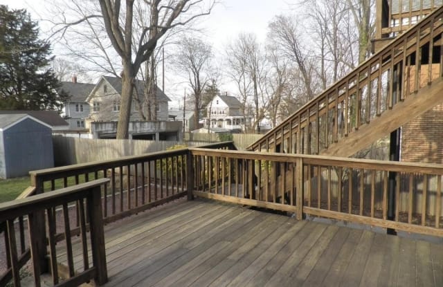 7 Bayside Avenue - 7 Bayside Avenue, Oyster Bay, NY 11771 7 Bayside Avenue - 7 Bayside Avenue, Oyster Bay, NY 11771