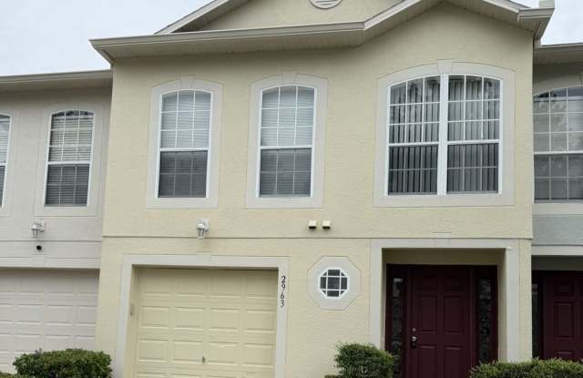 Townhouse in Eagle Bay ready for new tenants now! Gallery 1